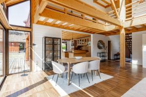 Beautiful country house calm relaxation and leisure - 1h from Paris