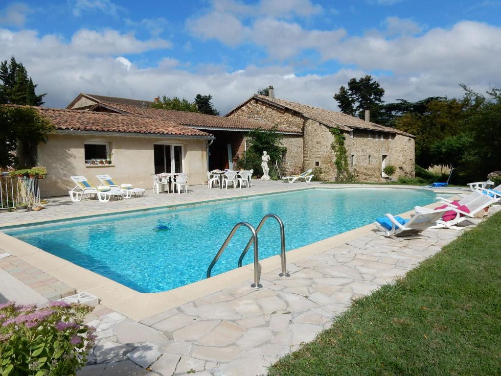 Maison de vacances Beautiful holiday home in Alixan with swimming pool  26300 Alixan