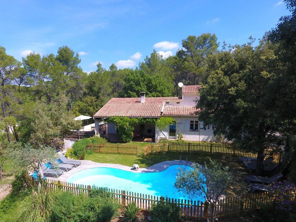 Maison de vacances Beautiful holiday home in Lorgues with private pool  83510 Lorgues