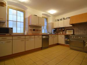 Beautiful holiday home with private pool 5 km away from Lim Fjord