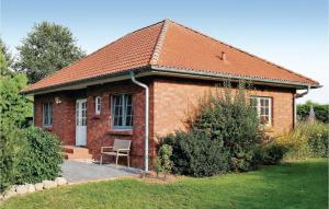 Maison de vacances Beautiful home in Ahrenshagen OT Tribohm with 2 Bedrooms and WiFi  18320 Tribohm Mecklembourg-Poméranie