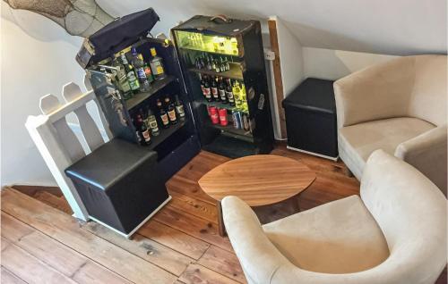 Beautiful home in Alt Bukow with 3 Bedrooms and WiFi
