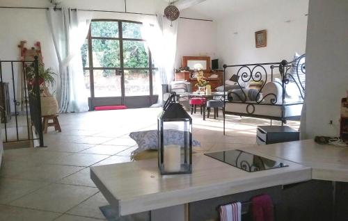 Beautiful home in Apt with 2 Bedrooms, WiFi and Outdoor swimming pool