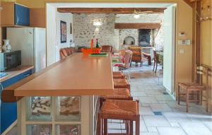 Beautiful home in Ardentes with WiFi and 3 Bedrooms