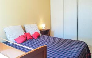 Beautiful home in Ardentes with WiFi and 3 Bedrooms
