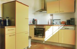 Beautiful home in Bad Schlema with 2 Bedrooms and WiFi