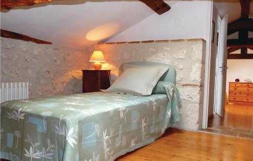 Beautiful home in Beauville with 5 Bedrooms, WiFi and Outdoor swimming pool
