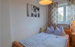Beautiful home in Berlin with 2 Bedrooms and Internet