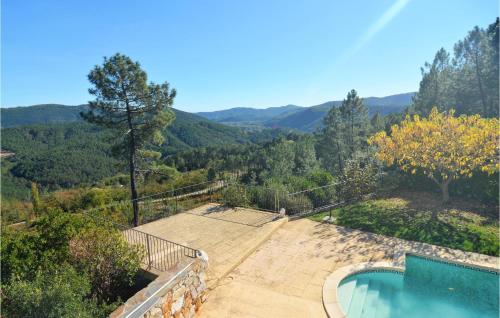 Beautiful home in Bordezac with WiFi, Private swimming pool and Outdoor swimming pool