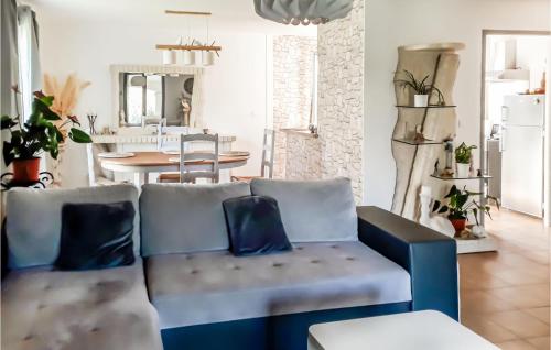 Beautiful home in Borgo with 3 Bedrooms and WiFi