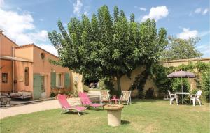Beautiful home in Caderousse with 1 Bedrooms