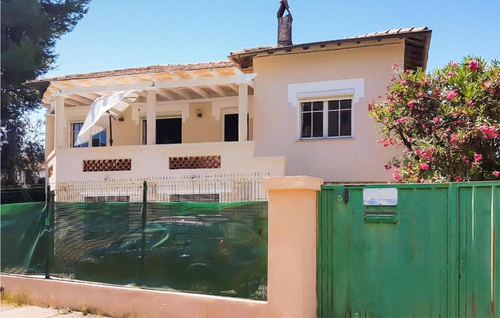 Beautiful home in Cagnes-sur-mer with 2 Bedrooms , 06800 Cagnes-sur-Mer