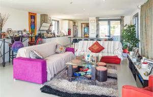 Beautiful home in Calenzana with 3 Bedrooms, WiFi and Outdoor swimming pool