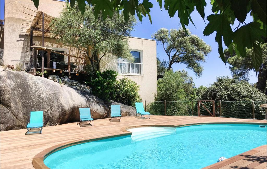 Beautiful home in Calvi with 3 Bedrooms, WiFi and Private swimming pool , 20260 Calvi