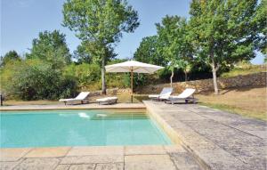Beautiful home in Carnac-Rouffiac with WiFi, Private swimming pool and Outdoor swimming pool