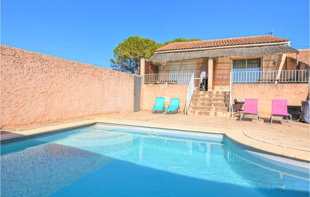 Maison de vacances Beautiful home in Cavaillon with 1 Bedrooms, Private swimming pool and Outdoor swimming pool  84300 Cavaillon