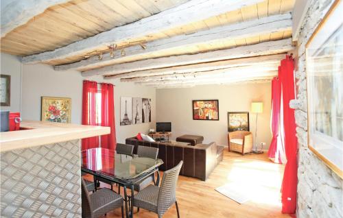 Beautiful home in Coly with 4 Bedrooms, WiFi and Outdoor swimming pool