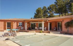 Beautiful home in Cruzy with 4 Bedrooms, WiFi and Outdoor swimming pool