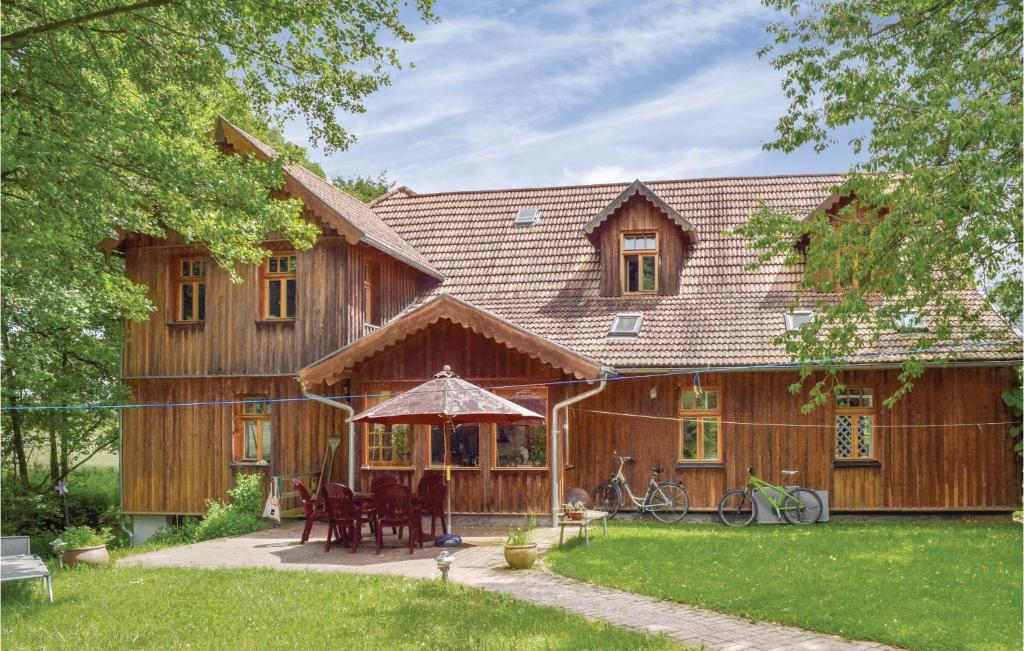Beautiful home in Dautphetal with 2 Bedrooms and WiFi , 35232 Amelose
