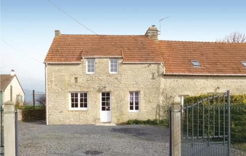 Beautiful home in Englesqueville Percee with 3 Bedrooms and WiFi