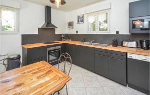 Beautiful home in Eyguieres with 4 Bedrooms, WiFi and Outdoor swimming pool