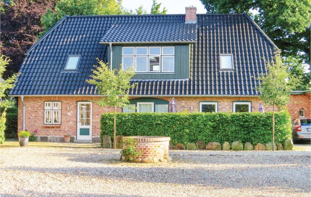 Beautiful home in Gammelby with 3 Bedrooms, Sauna and WiFi , 24340 Gammelby