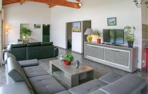 Maison de vacances Beautiful home in Gardonne with 2 Bedrooms, WiFi and Outdoor swimming pool  24680 Gardonne Aquitaine