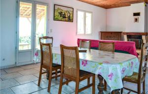 Beautiful home in Gaujacq with 2 Bedrooms