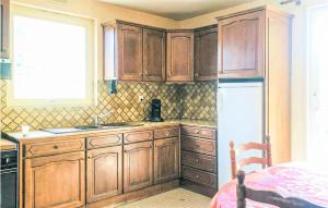Beautiful home in Gerardmer with 5 Bedrooms and WiFi