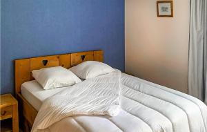 Beautiful home in Gerardmer with 5 Bedrooms and WiFi