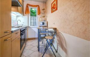 Beautiful home in Harzgerode OT D, with 1 Bedrooms and WiFi
