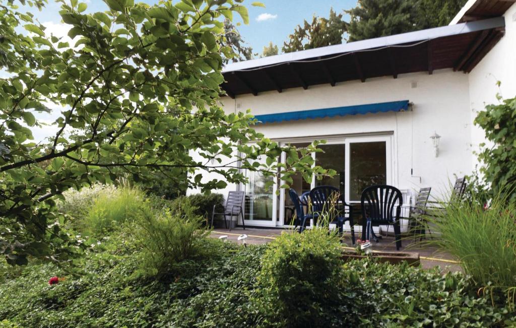 Beautiful home in Kelkheim-Eppenhain with 1 Bedrooms and WiFi , 65779 Vockenhausen