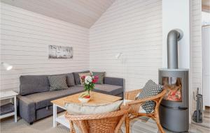 Beautiful home in Krems II-Warderbrck with Sauna and 3 Bedrooms