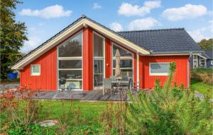 Beautiful home in Krems II-Warderbrck with Sauna, WiFi and 3 Bedrooms