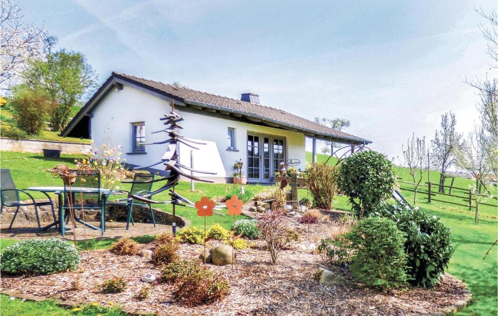 Beautiful home in Krperich-Obersgegen with Sauna and WiFi , 54675 Obersgegen
