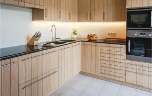 Beautiful home in Le Poujol sur Orb with 3 Bedrooms, WiFi and Private swimming pool