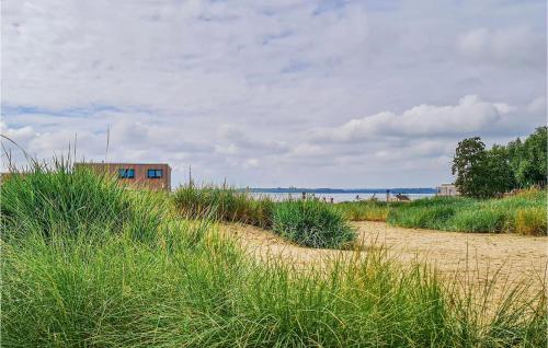 Beautiful home in Lembruch-Dmmer See with 1 Bedrooms, WiFi and Indoor swimming pool