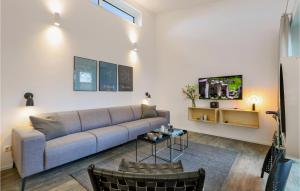Beautiful home in Lembruch-Dmmer See with 2 Bedrooms, Sauna and Indoor swimming pool