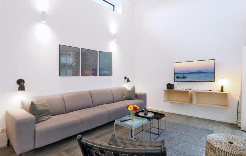 Beautiful home in Lembruch-Dmmer See with 2 Bedrooms, Sauna and WiFi
