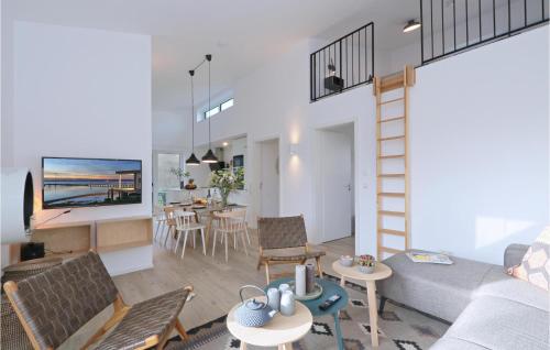 Beautiful home in Lembruch-Dmmer See with 3 Bedrooms, Sauna and WiFi