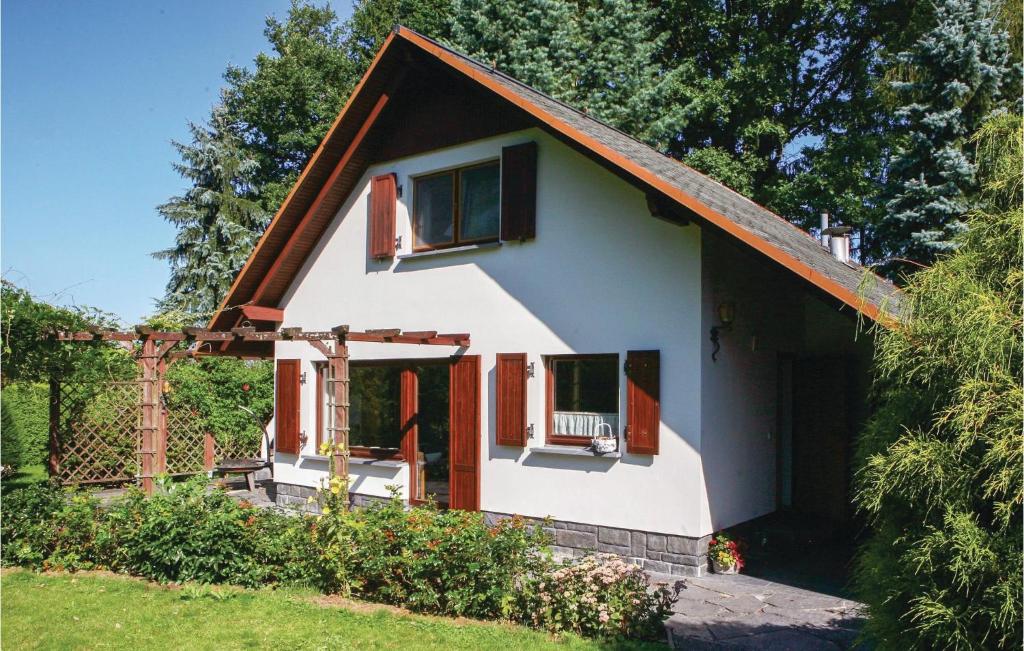 Beautiful home in Lengenfeld-Plohn with 2 Bedrooms and WiFi , 08485 Pechtelsgrün