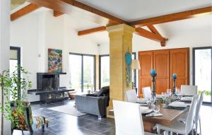 Beautiful home in Les Eyzies Sireuil with 3 Bedrooms and WiFi