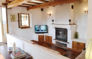 Beautiful home in Montauroux, Var with 4 Bedrooms, WiFi and Outdoor swimming pool