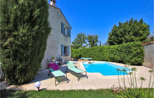 Beautiful home in Montfavet with WiFi, Private swimming pool and Outdoor swimming pool