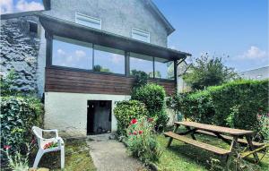 Beautiful home in Osse-en-Aspe with WiFi and 3 Bedrooms