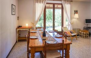 Beautiful home in Pierrerue with 3 Bedrooms, WiFi and Outdoor swimming pool