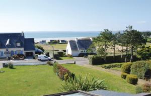Beautiful home in Plomodiern with 3 Bedrooms and WiFi