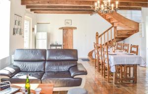 Beautiful home in Plouzec with WiFi and 3 Bedrooms