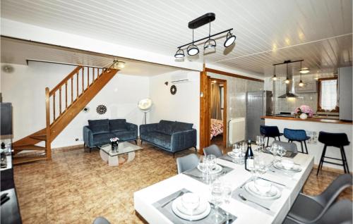 Beautiful home in Prades with WiFi and 3 Bedrooms