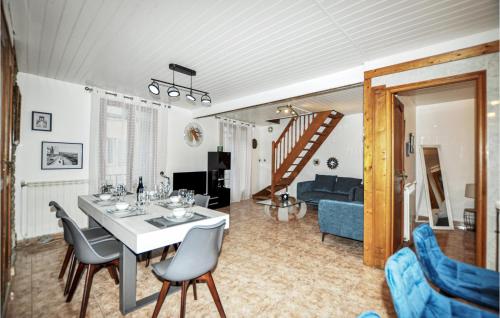 Beautiful home in Prades with WiFi and 3 Bedrooms